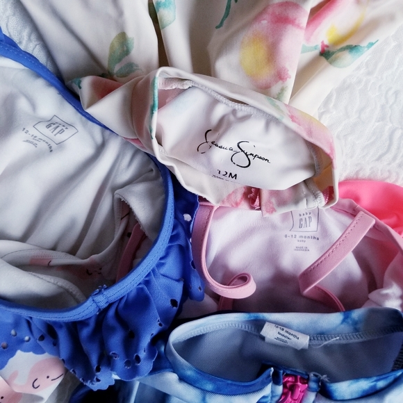 Baby 12 month / 6-12 month Swimsuit Rashguard Lot Baby Gap and Jessica Simpson - Picture 3 of 8